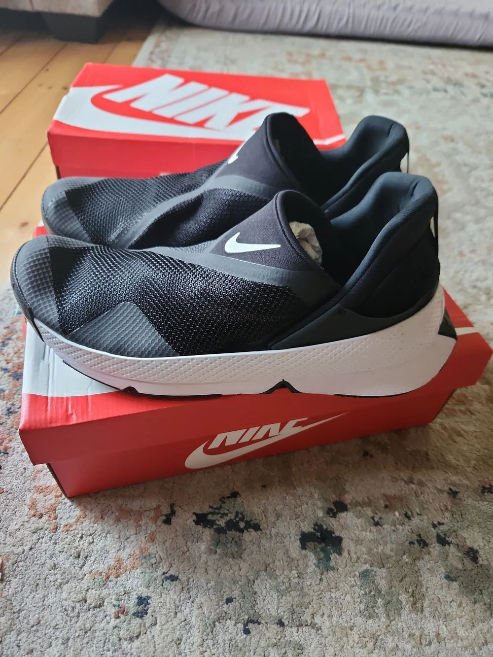 Size 14 - Nike GO FlyEase Black White With Box DR5540 002 Women's 15.5